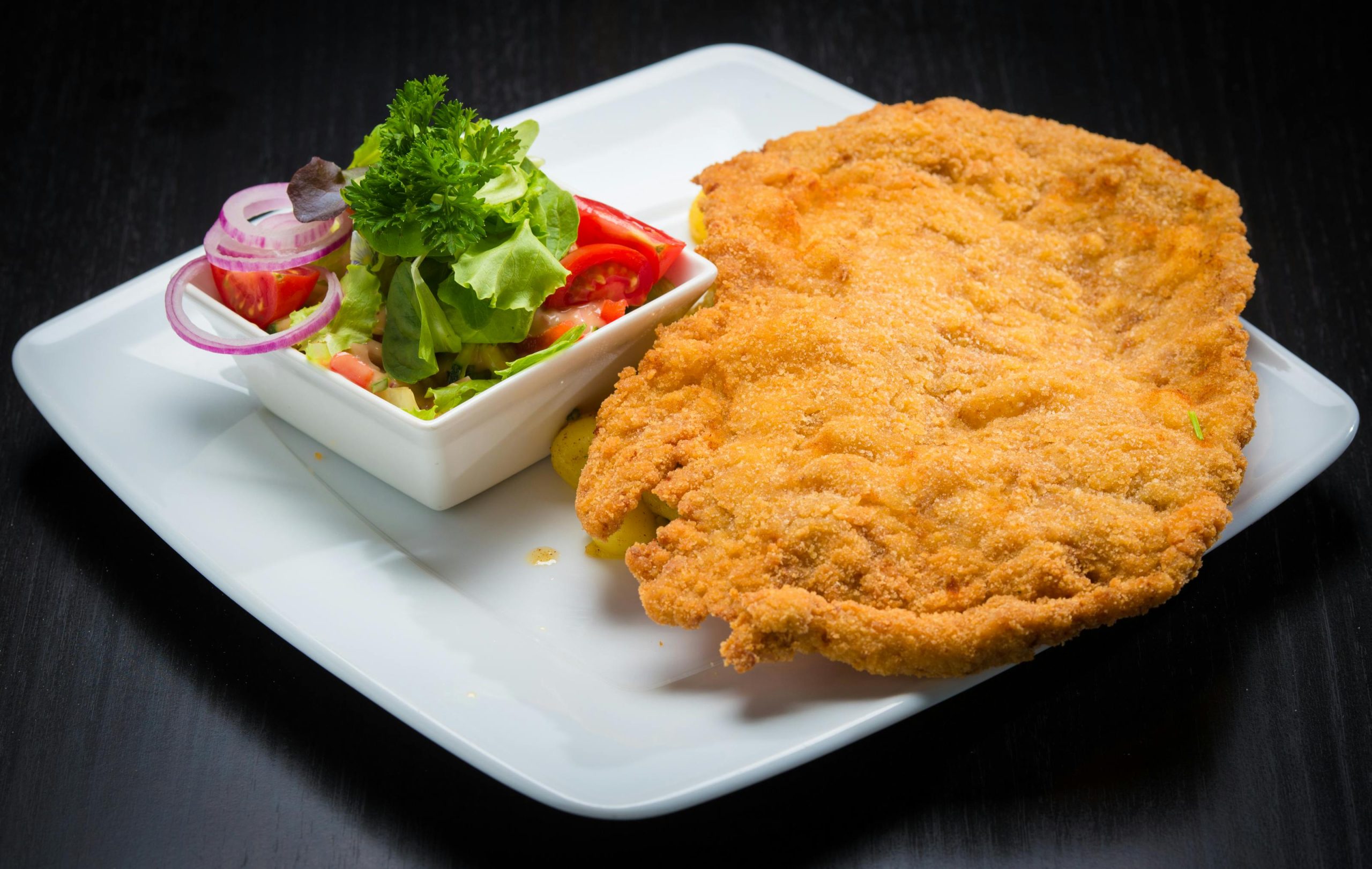 ¿Innovación o sacrilegio? Las nuevas versiones del cachopo que están dando de qué hablar